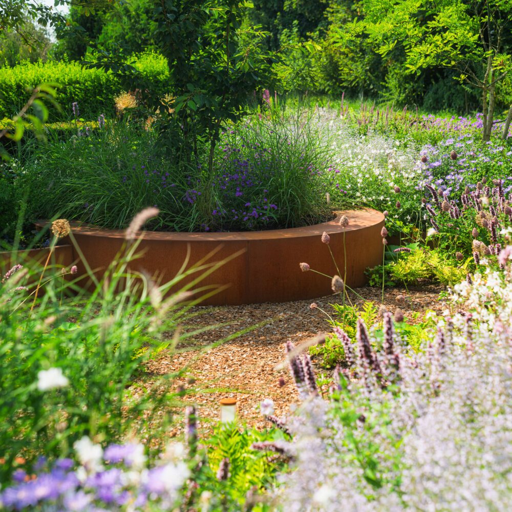 ADEZZ Revert corten retaining wall
